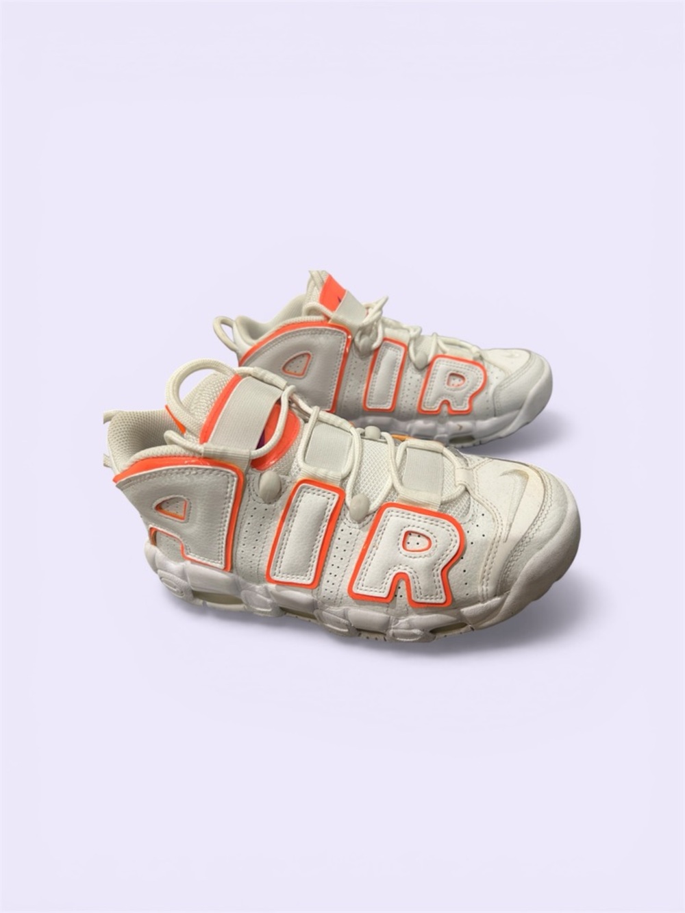 Women Nike Air uptempo Sneakers. White and orange. Size 7